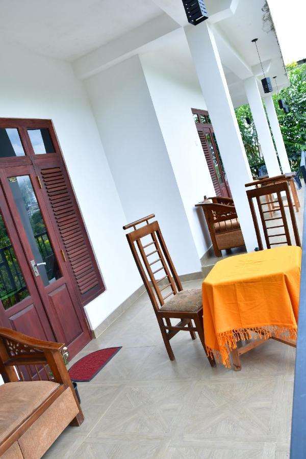Dilshan Cottage Ella Exterior photo